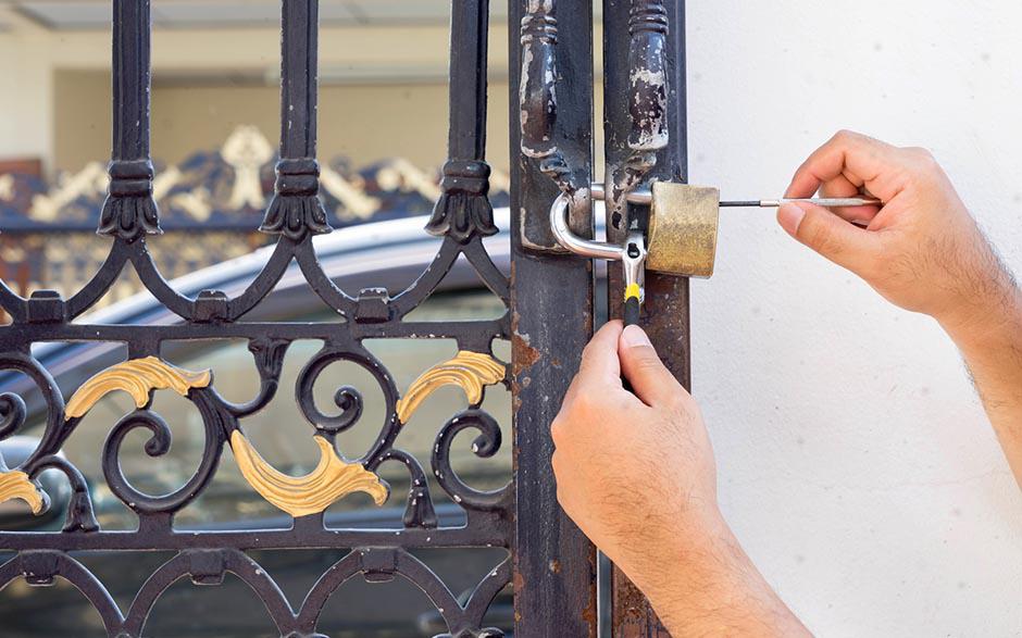  ouvrir une porte sans clé Fichet Aix-en-Provence