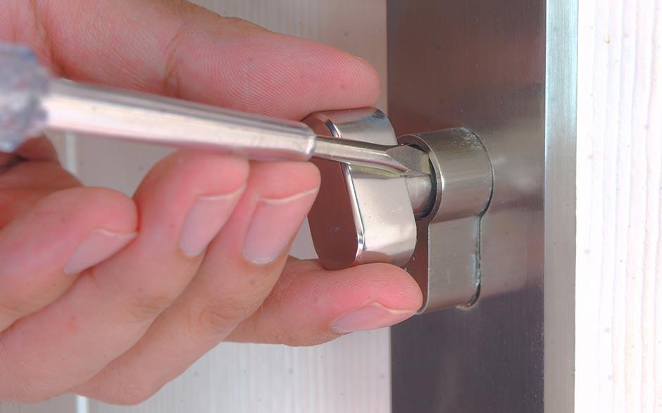 ouvrir une porte sans clé Fichet Aix-en-Provence